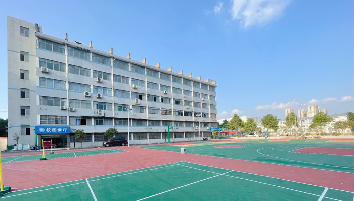 学校正门